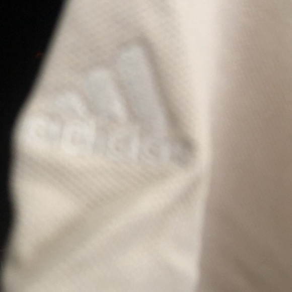 Woman’s golf shirt - Picture 3 of 7